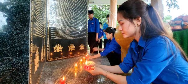 Chi đoàn mầm non tham gia "Thắp nến tri ân" nhân ngày 27/07/2024